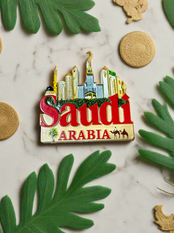 🇸🇦 Saudi Souvenir Magnet – “Saudi Touch” Design | Decorative Fridge Magnet 🧲 | Cultural Gift